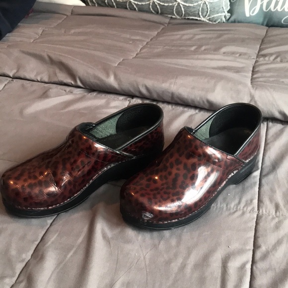 Dansko women’s size 9 - Picture 2 of 4